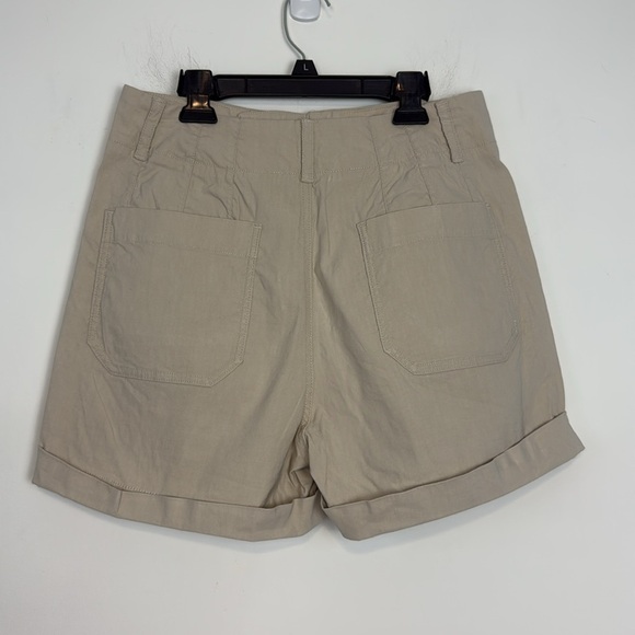 Anthropologie Megan High Rise Patch Pocket Shorts. Tan. Size 29. - Picture 4 of 13
